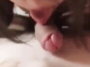 禽兽父亲从小培养女儿口交爸爸胀的难受用嘴巴帮爸爸射出