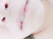 叔叔侄女乱伦软磨泡硬忽悠在写作业的侄女一百块看美穴插入鲜嫩饱满紧致白虎